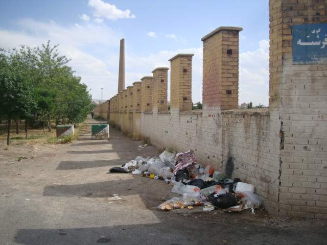 اره گر - زباله  - تبریز - فضای سبز